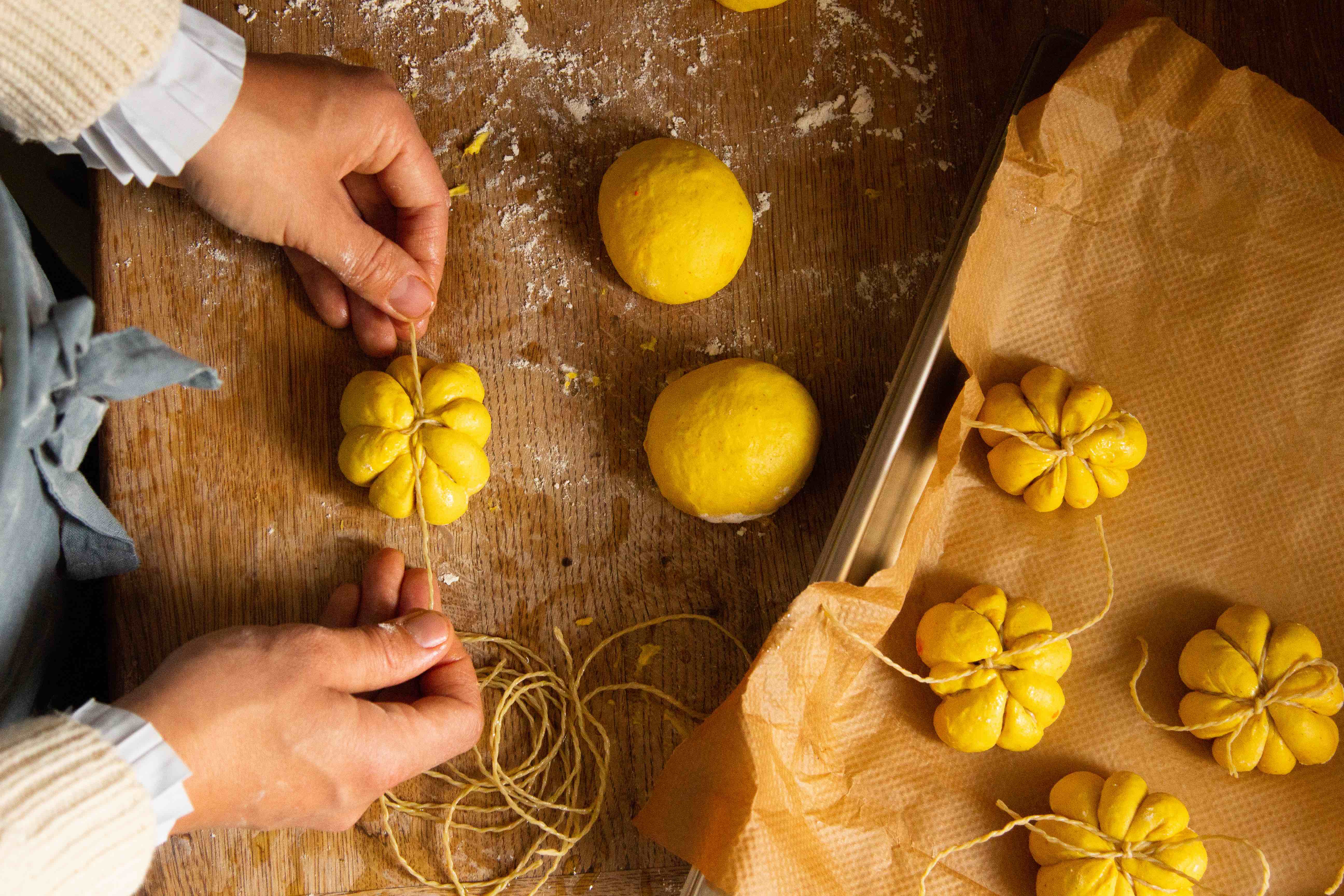 Kürbisköstlichkeiten zum Picknick Kürbisköstlichkeiten zum Picknick | Kurbisbroetchenherstellen.jpg