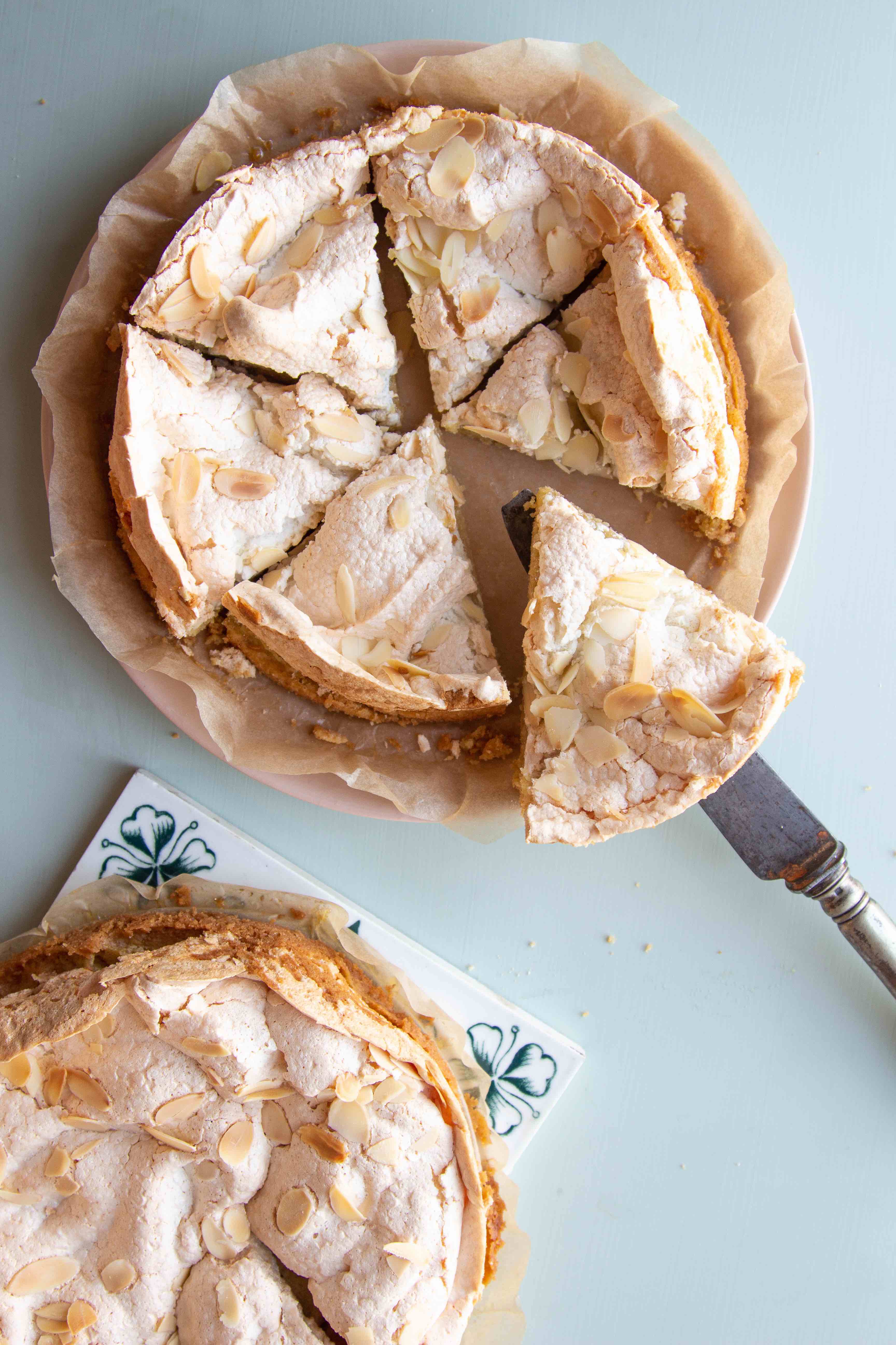 Himmelstorte mit Lemoncurd-Himbeerfüllung | BaiserHimmelstorte.jpg