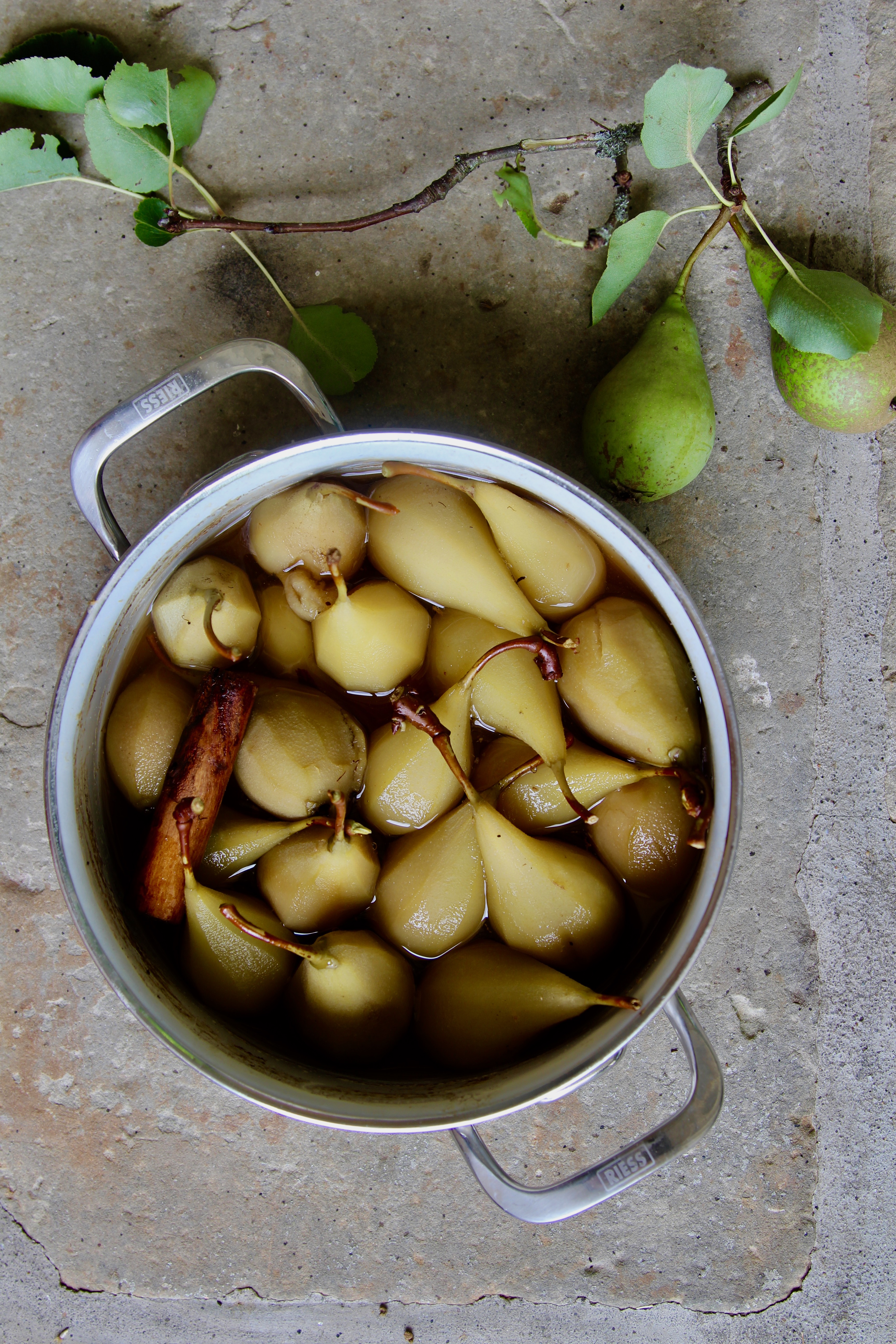 Theresas Küche - Warmer Schokoladenkuchen mit Gewürzbirnen