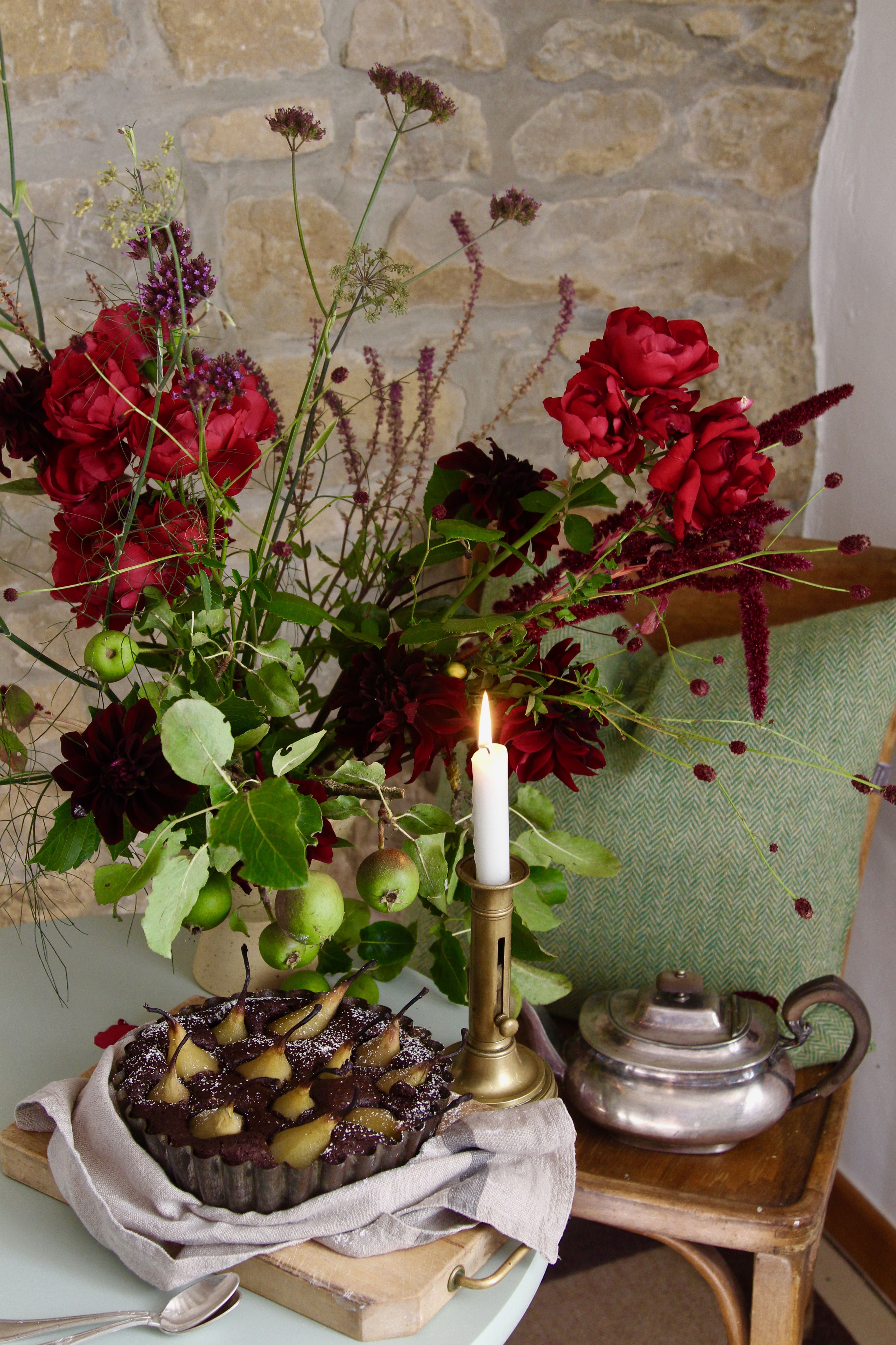 Warmer Schokoladenkuchen mit Gewürzbirnen Warmer Schokoladenkuchen mit Gewürzbirnen | 27.jpg