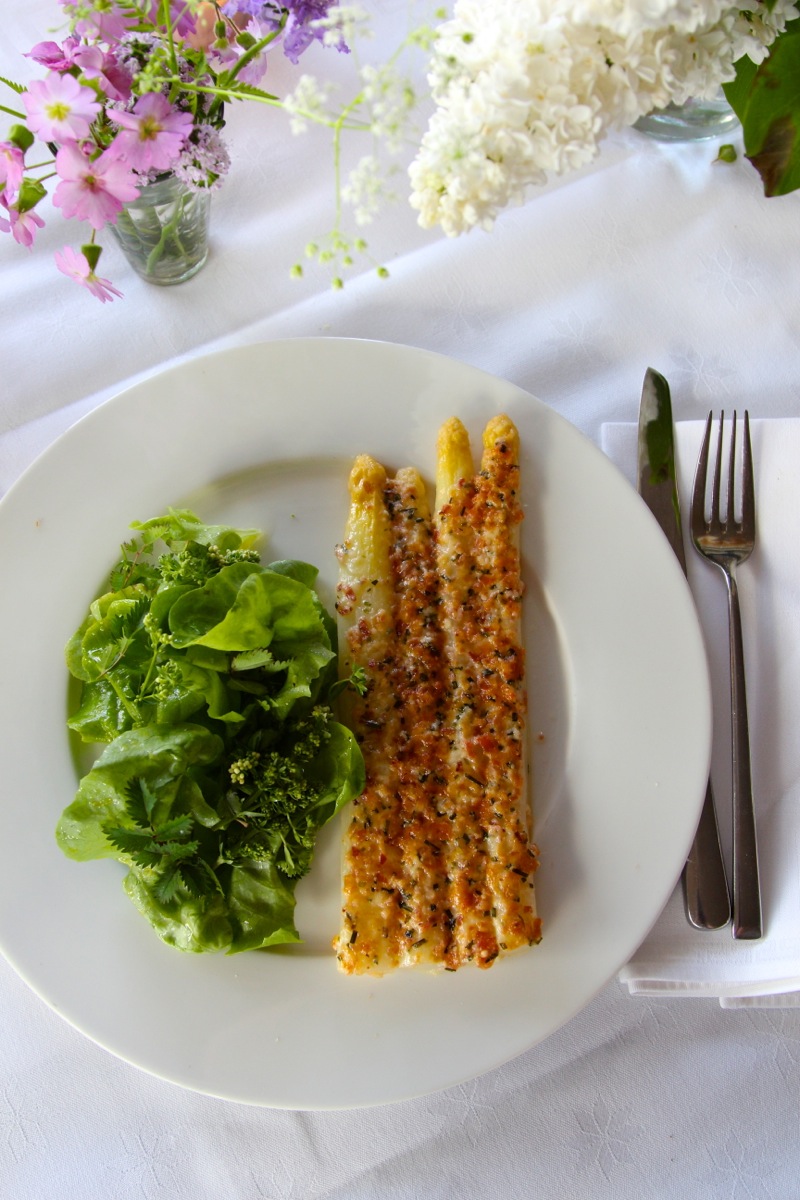 Theresas Küche - Weißer Spargel mit Parmesankruste und einem ...