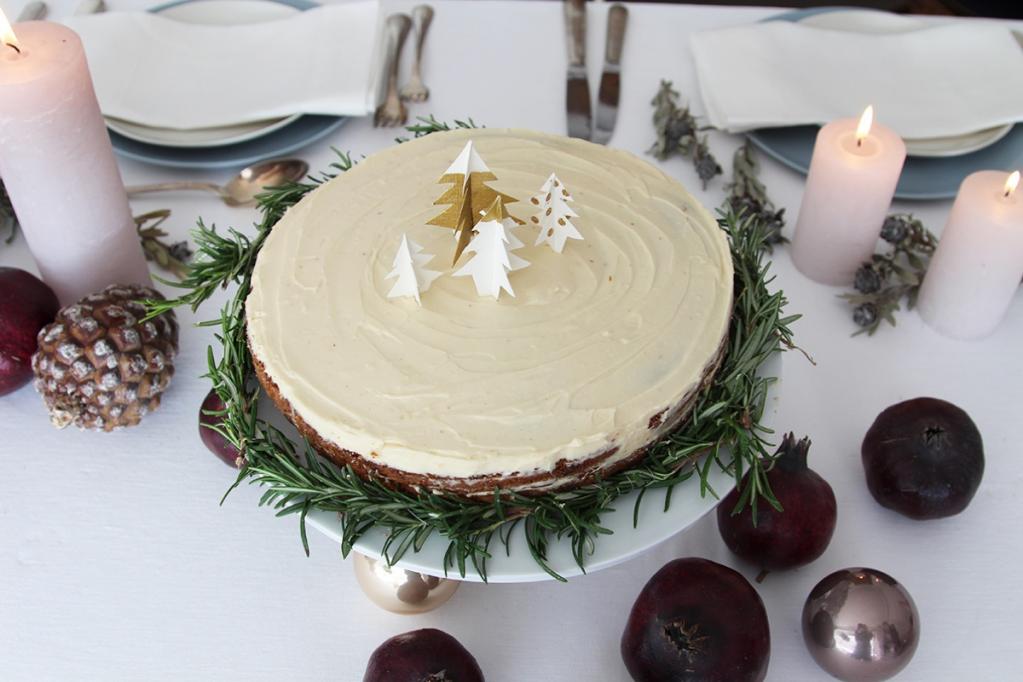 Theresas Küche - Apfeltorte mit Ahornfrosting nach Ottolenghi