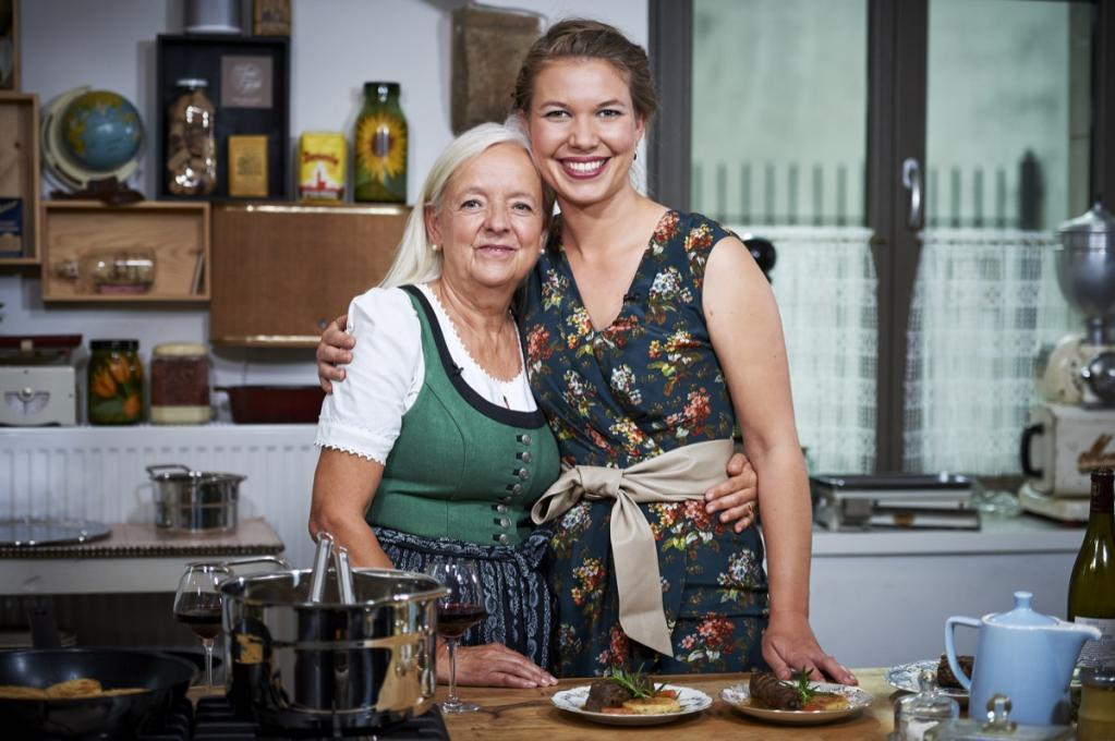 Rinderroulade mit Serviettenknödeln Rinderroulade mit Serviettenknödeln | DSC_3636.jpg