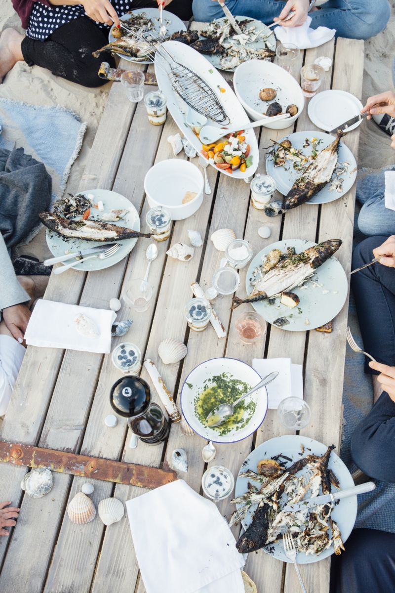 Gegrillte Makrelen mit Rosmarinkartoffeln Gegrillte Makrelen mit Rosmarinkartoffeln | K85B85041.jpg
